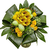 Modern boeket met gele bloemen  burobloemen
